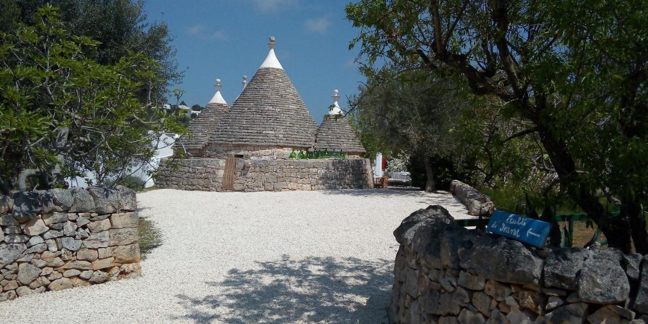 Trulli Di Ivana Ostuni Luaran gambar