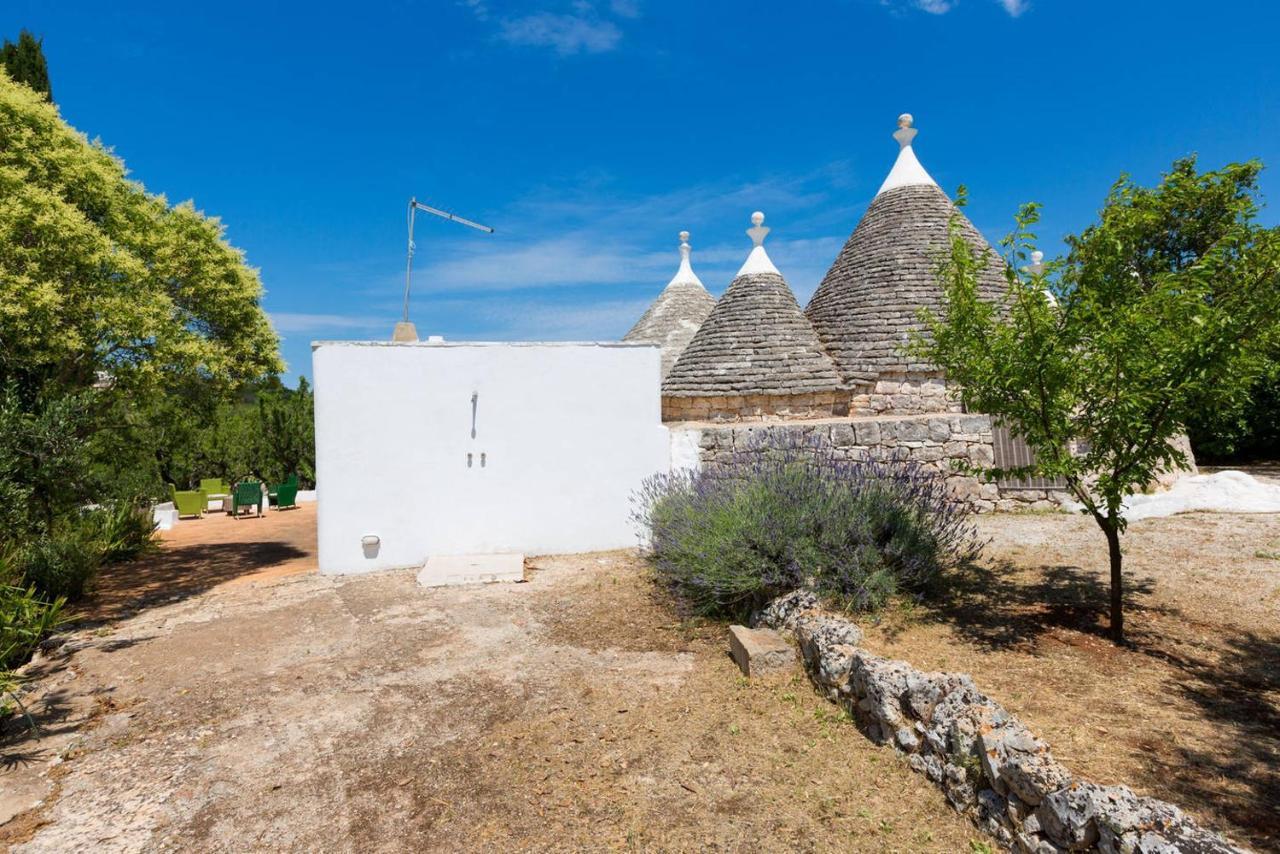 Trulli Di Ivana Ostuni Luaran gambar