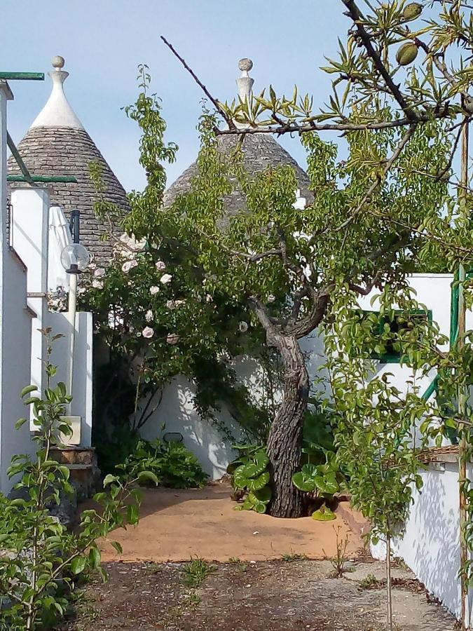 Trulli Di Ivana Ostuni Luaran gambar