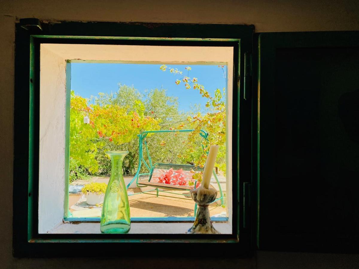 Trulli Di Ivana Ostuni Luaran gambar
