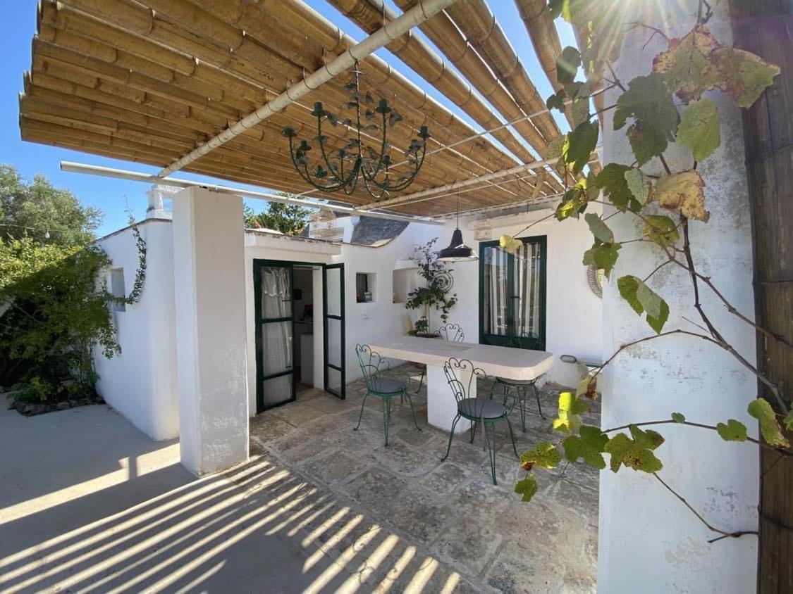 Trulli Di Ivana Ostuni Luaran gambar