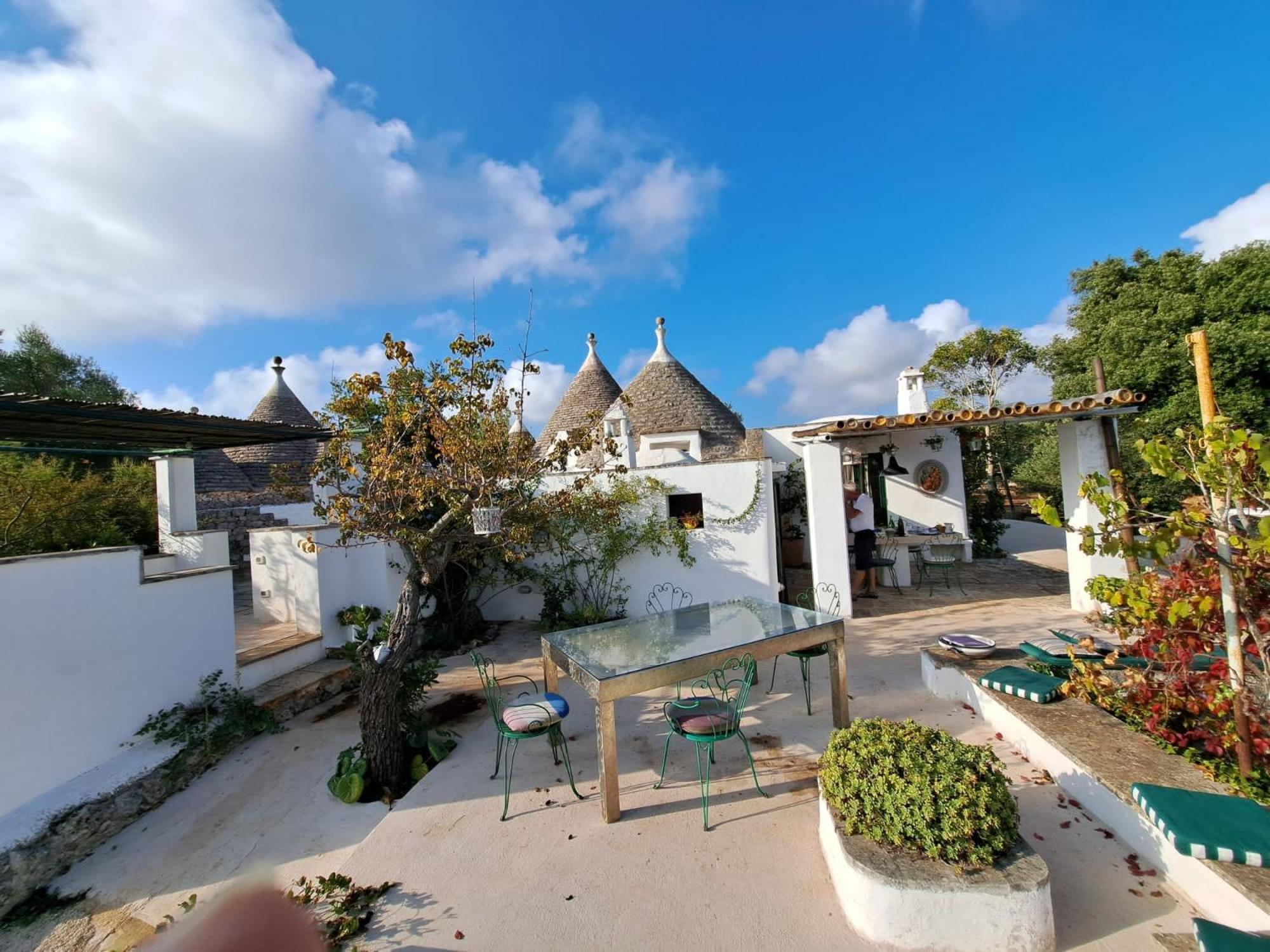 Trulli Di Ivana Ostuni Luaran gambar