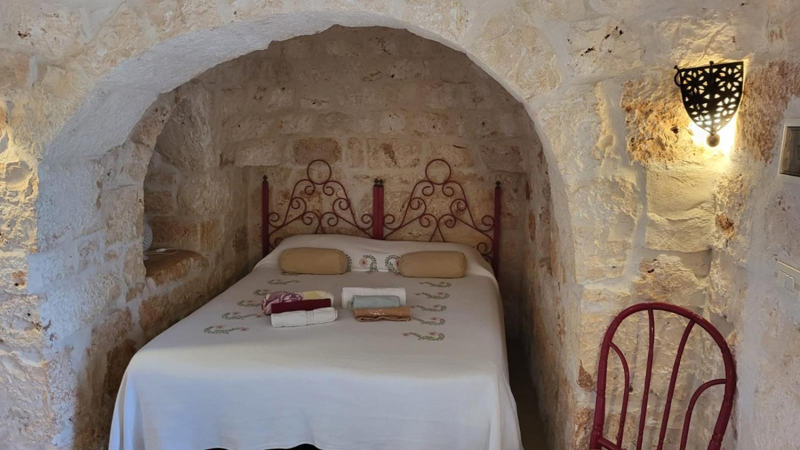 Trulli Di Ivana Ostuni Luaran gambar