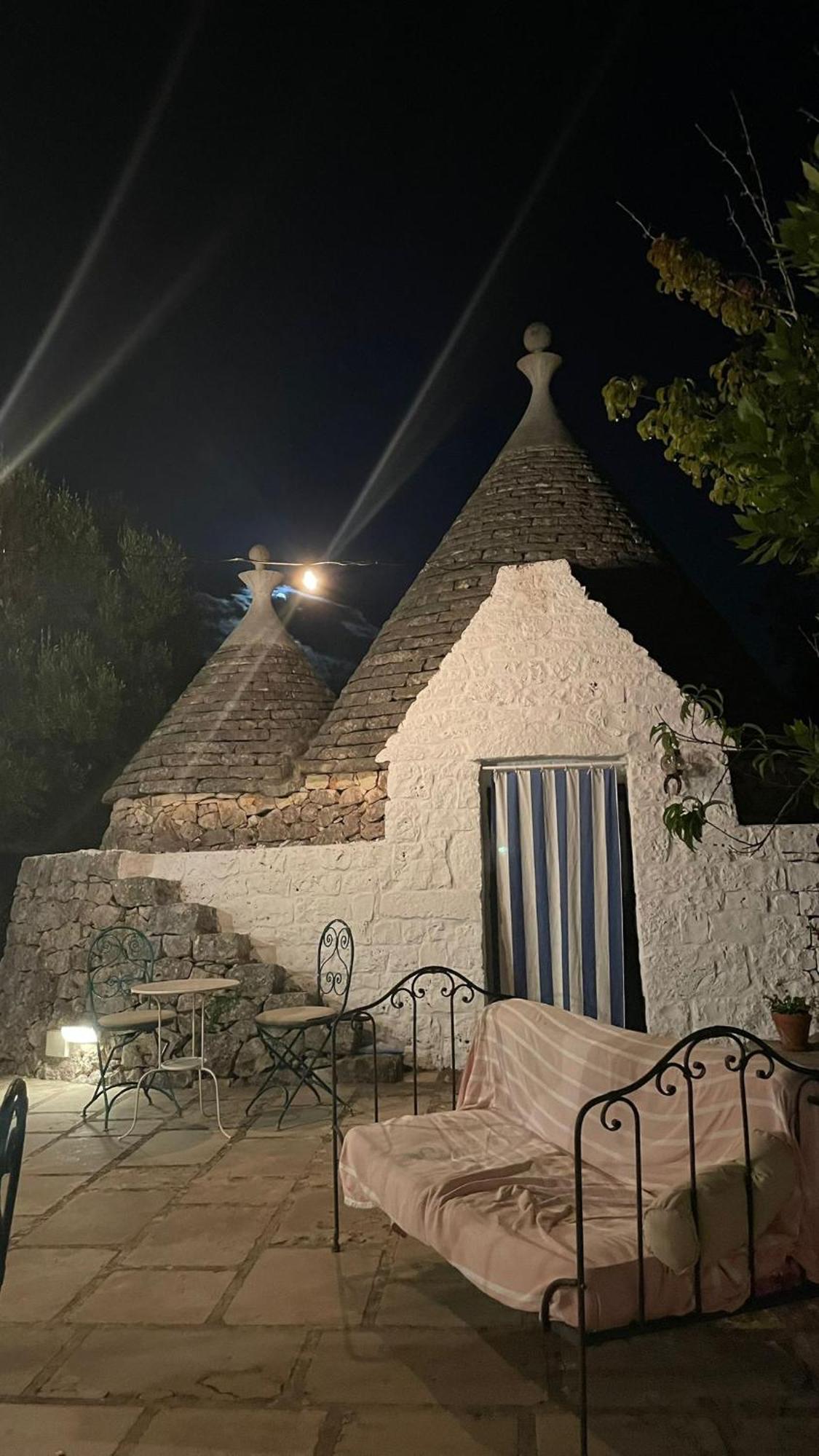 Trulli Di Ivana Ostuni Bilik gambar